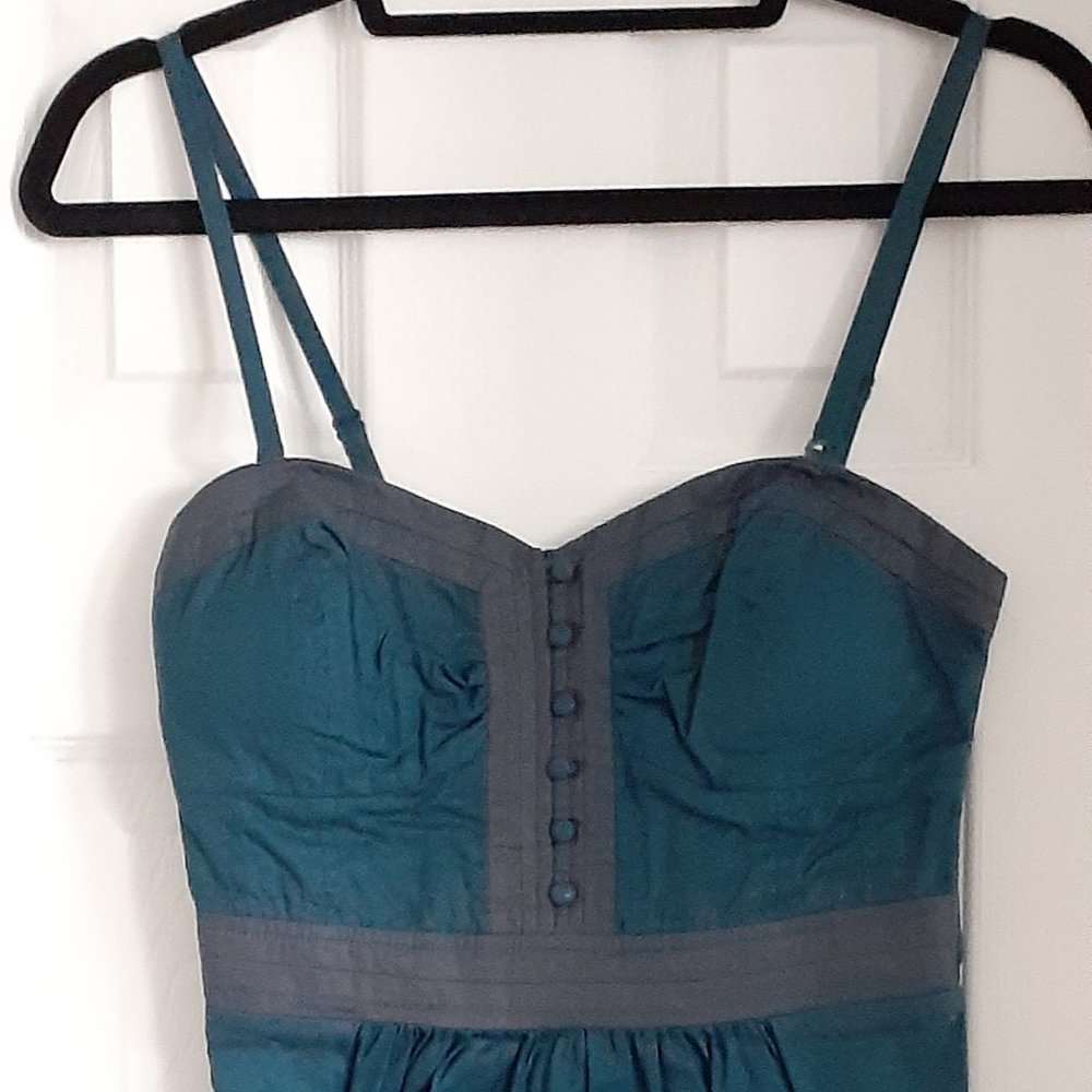 Beautiful Women's Dress, Size 4